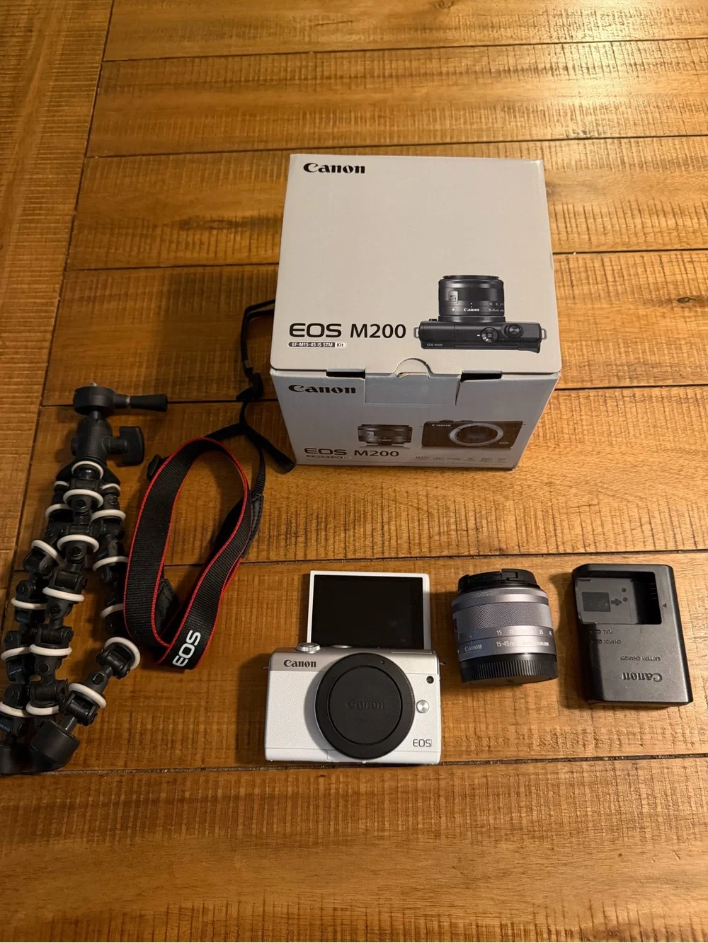 Canon EOS M200 White Mirrorless Camera Kit with Black Lens & Accessories